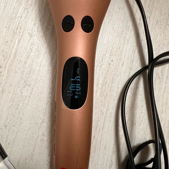 CHI Spin N Curl Special Edition Rose Gold Hair Curler 1 inch. - Picture 3 of 3